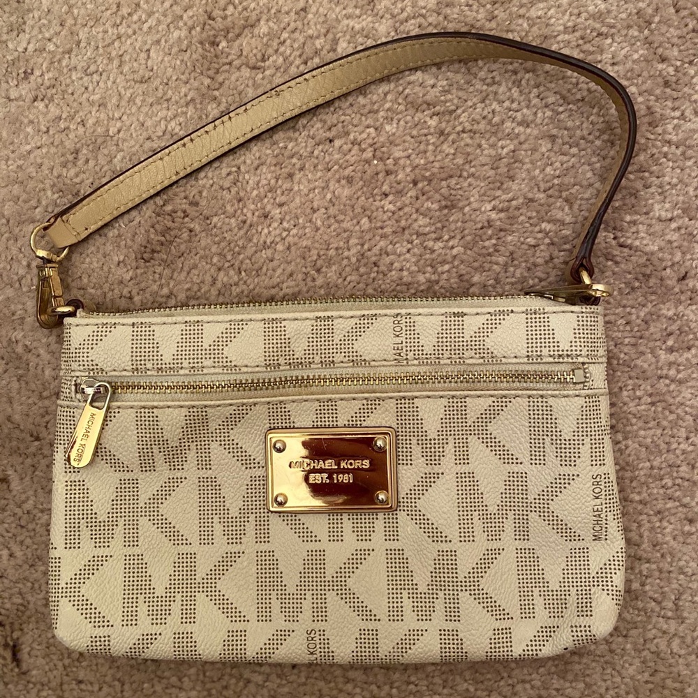 MK Clutch